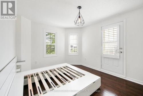 38 - 2614 Dashwood Drive, Oakville (West Oak Trails), ON - Indoor Photo Showing Bedroom