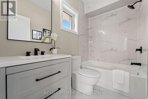 223 Hallmark Avenue, Toronto (Alderwood), ON - Indoor Photo Showing Bathroom