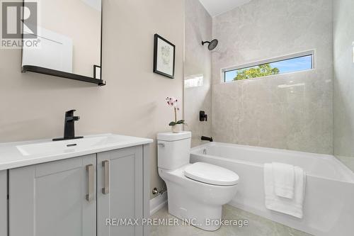 223 Hallmark Avenue, Toronto (Alderwood), ON - Indoor Photo Showing Bathroom