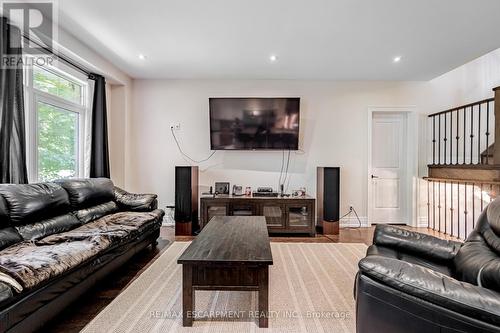 923 Beechwood Avenue, Mississauga (Lakeview), ON - Indoor Photo Showing Living Room