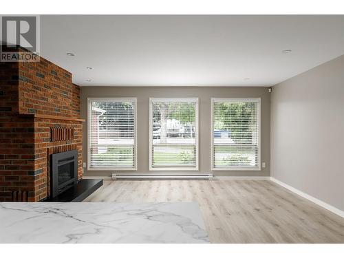 2740 Ethel Street, Kelowna, BC - Indoor With Fireplace