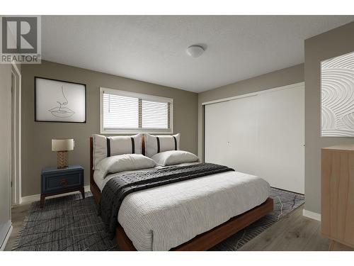 2740 Ethel Street, Kelowna, BC - Indoor Photo Showing Bedroom