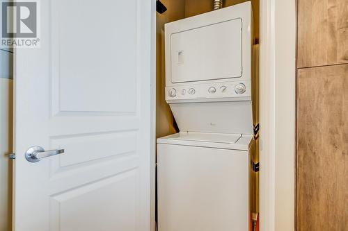 1331 Ellis Street Unit# 317, Kelowna, BC - Indoor Photo Showing Laundry Room