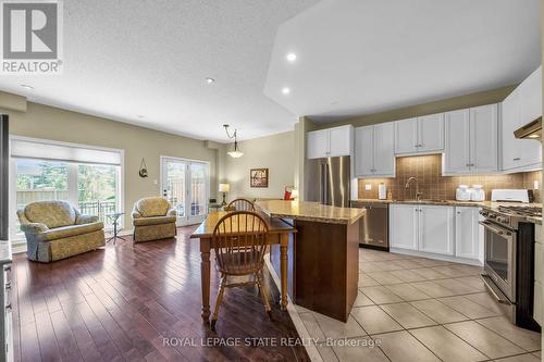 79 - 100 Beddoe Drive, Hamilton (Kirkendall), ON - Indoor Photo Showing Kitchen With Upgraded Kitchen