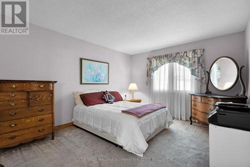 71 Pine Valley Drive, London, ON - Indoor Photo Showing Bedroom