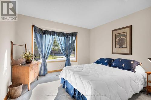 71 Pine Valley Drive, London, ON - Indoor Photo Showing Bedroom