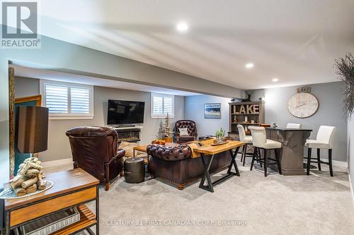 7 Sunrise Lane, Lambton Shores (Grand Bend), ON 