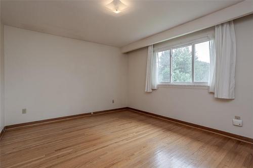 5436 Windermere Drive, Burlington, ON - Indoor Photo Showing Other Room