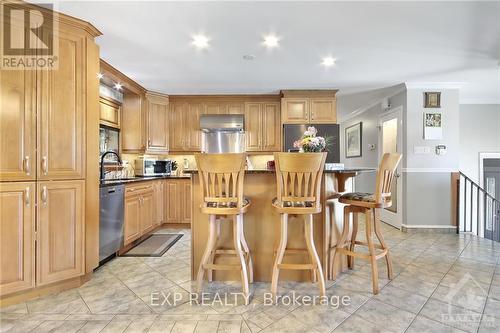 746 St Pierre Road, Prescott And Russell, ON - Indoor Photo Showing Kitchen