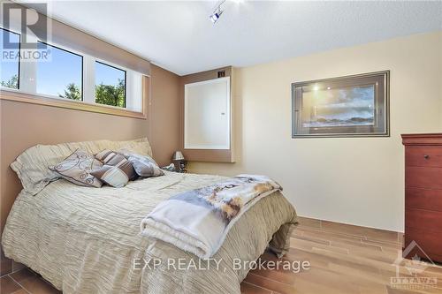 746 St Pierre Road, Prescott And Russell, ON - Indoor Photo Showing Bedroom