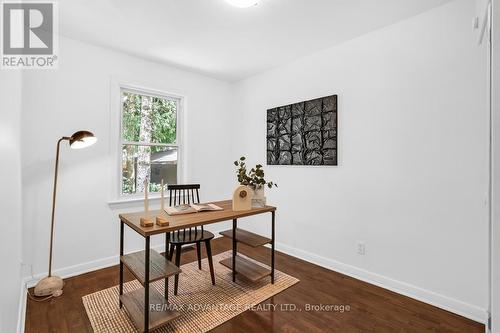 24 Graham Crescent, London, ON - Indoor Photo Showing Office