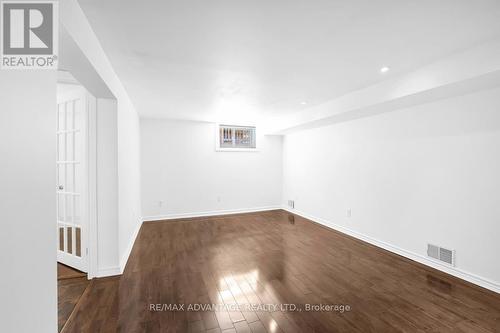 24 Graham Crescent, London, ON - Indoor Photo Showing Other Room