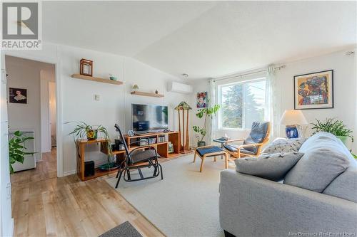 109 South Street, St George, NB - Indoor Photo Showing Living Room