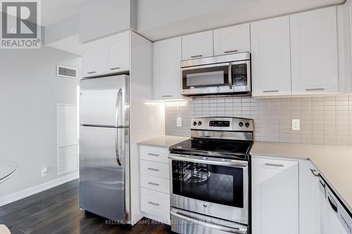 3504 - 2220 Lake Shore Boulevard W, Toronto (Mimico), ON - Indoor Photo Showing Kitchen With Stainless Steel Kitchen With Upgraded Kitchen