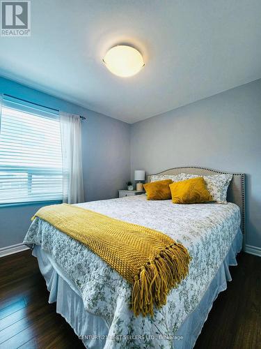 46 - 400 Bloor Street, Mississauga, ON - Indoor Photo Showing Bedroom