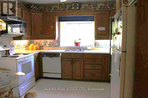 69 Mancroft Crescent, Toronto (West Humber-Clairville), ON - Indoor Photo Showing Kitchen With Double Sink