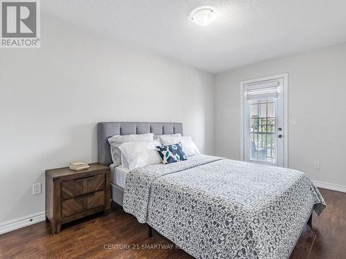 29 Buchanan Crescent, Brampton, ON - Indoor Photo Showing Bedroom