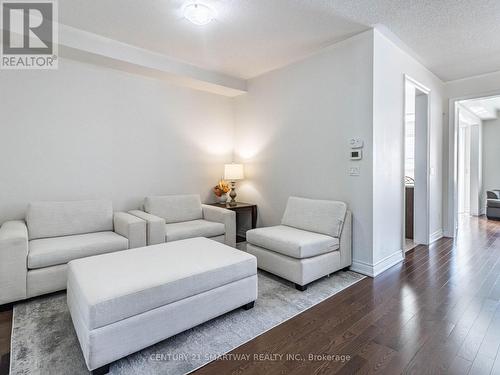 29 Buchanan Crescent, Brampton (Credit Valley), ON - Indoor Photo Showing Living Room