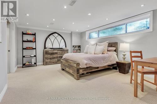 1720 Valentine Gardens, Mississauga (Clarkson), ON - Indoor Photo Showing Bedroom