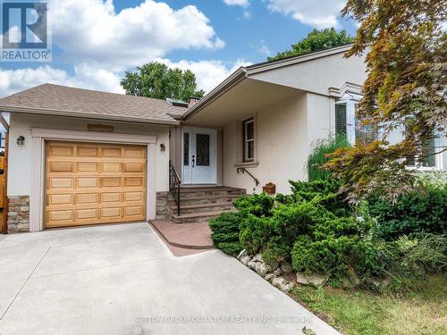 1842 Christopher Road, Mississauga, ON - Outdoor With Facade