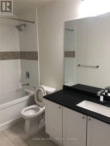 1705 - 50 Absolute Avenue, Mississauga, ON - Indoor Photo Showing Bathroom