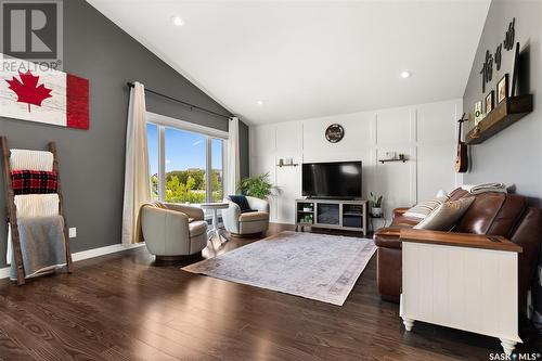 248 Thauberger Road N, Regina, SK - Indoor Photo Showing Living Room