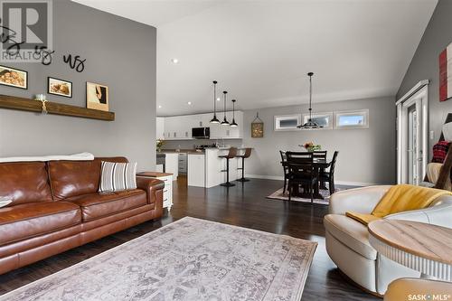 248 Thauberger Road N, Regina, SK - Indoor Photo Showing Living Room