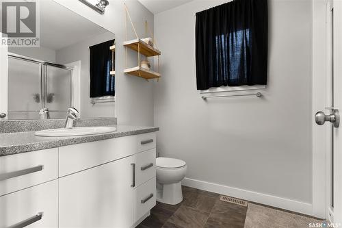 248 Thauberger Road N, Regina, SK - Indoor Photo Showing Bathroom