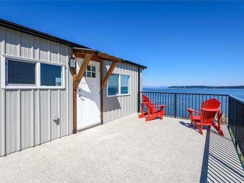 5624 Island Hwy South, Union Bay, BC 