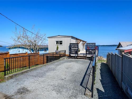 5624 Island Hwy South, Union Bay, BC 