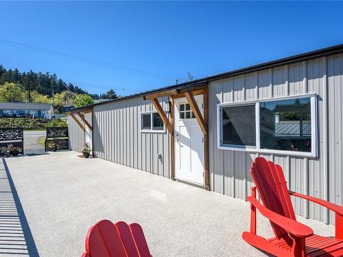 5624 Island Hwy South, Union Bay, BC 