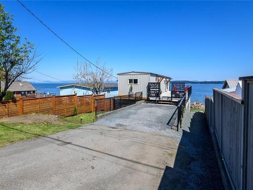 5624 Island Hwy South, Union Bay, BC 