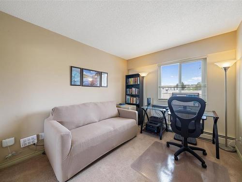 406-1188 Yates St, Victoria, BC - Indoor