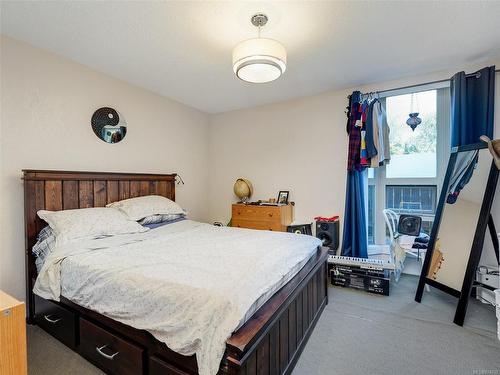 106-1545 Pandora Ave, Victoria, BC - Indoor Photo Showing Bedroom