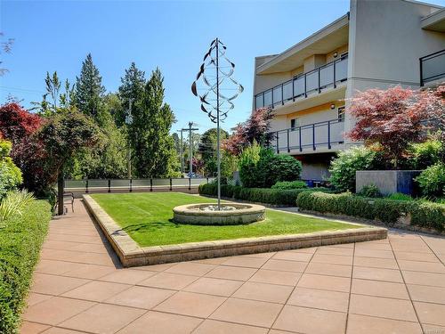 106-1545 Pandora Ave, Victoria, BC - Outdoor