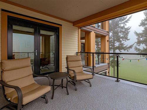 601-1400 Lynburne Pl, Langford, BC - Outdoor With Deck Patio Veranda With Exterior