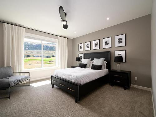 1-260 Rue Cheval Noir, Kamloops, BC - Indoor Photo Showing Bedroom