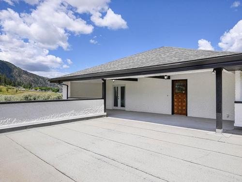 6877 Barnhartvale Road, Kamloops, BC - Outdoor