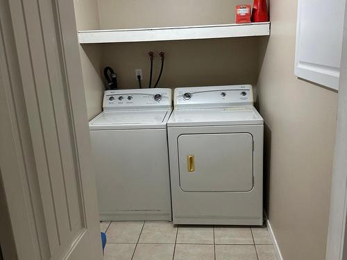 6877 Barnhartvale Road, Kamloops, BC - Indoor Photo Showing Laundry Room