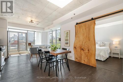 401 - 90 Trinity Street, Toronto (Moss Park), ON - Indoor Photo Showing Dining Room