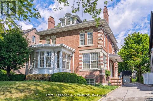 88 Woodlawn Avenue W, Toronto, ON - Outdoor With Facade