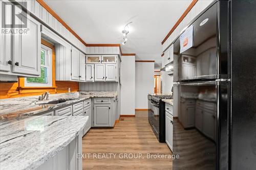 34 River Heights Road, Marmora And Lake, ON - Indoor Photo Showing Kitchen