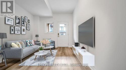 97 - 461 Blackburn Drive, Brantford, ON - Indoor Photo Showing Living Room