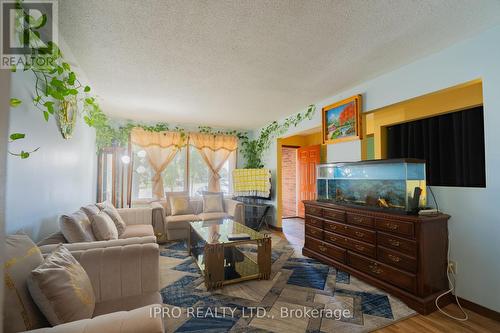 48 Corinth Court, London, ON - Indoor Photo Showing Living Room