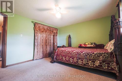 48 Corinth Court, London, ON - Indoor Photo Showing Bedroom