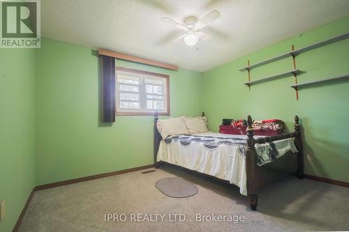 48 Corinth Court, London, ON - Indoor Photo Showing Bedroom