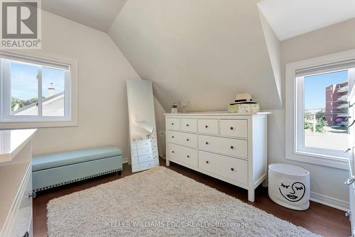 2588 King Street E, Hamilton (Greenford), ON - Indoor Photo Showing Bedroom