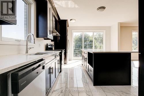 371 Masters Drive, Woodstock, ON - Indoor Photo Showing Kitchen