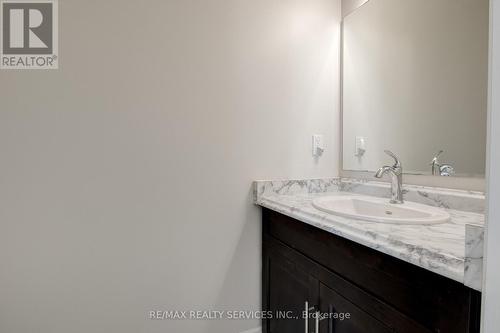 371 Masters Drive, Woodstock, ON - Indoor Photo Showing Bathroom