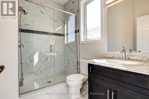 371 Masters Drive, Woodstock, ON - Indoor Photo Showing Bathroom